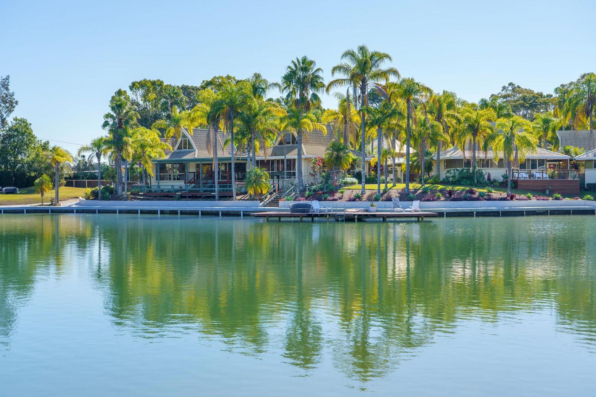 Ultiqa Village Resort พอร์ตแมคควอรี ภายนอก รูปภาพ